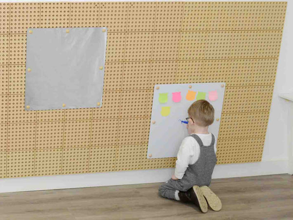 Dry Wipe and Mirror Panels บอร์ดเสริมสร้างจินตนาการ