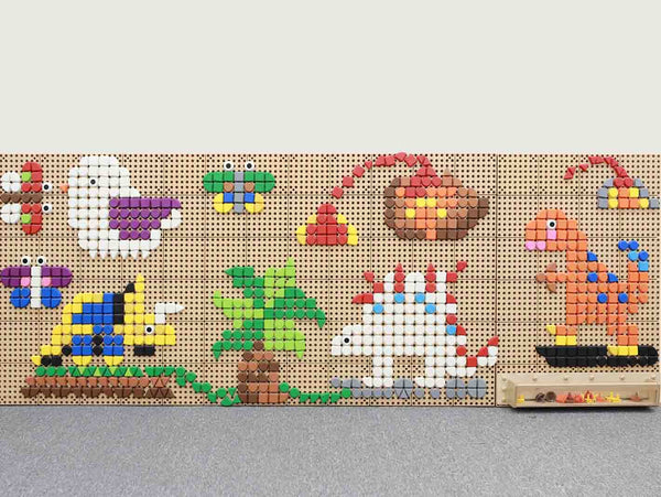 256 Piece Geometric Shape Pegs (Pack I) หมุดรูปทรงเรขาคณิต 256 ชิ้น