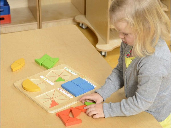 Geometric Shapes Building Fun  บอร์ดการจัดรูปทรงเรขาคณิตแสนสนุก