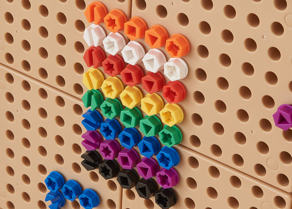 STEM Wall - 512 Piece Screws (Mixed Colour) Set II