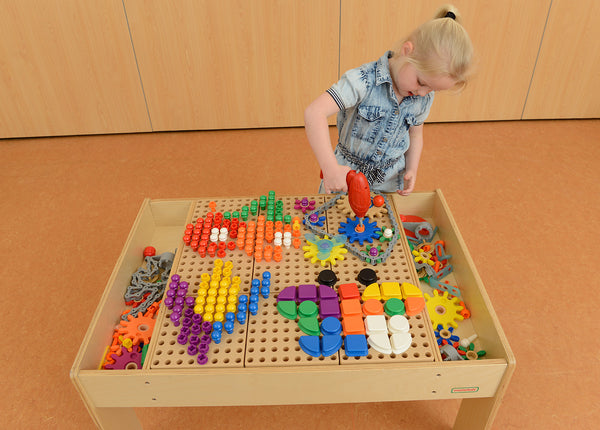 930L STEM Activity Table