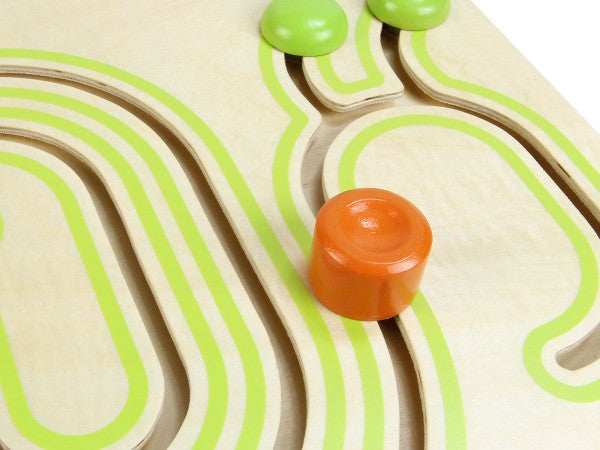 Snail-shaped Sliding Game