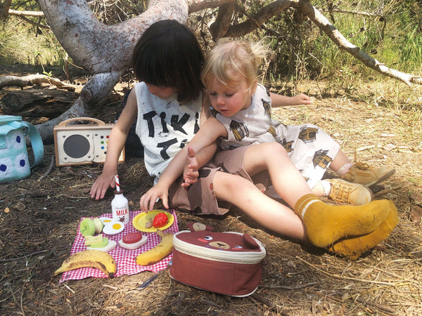 Little Bear's Picnic ปิคนิคหมีน้อย